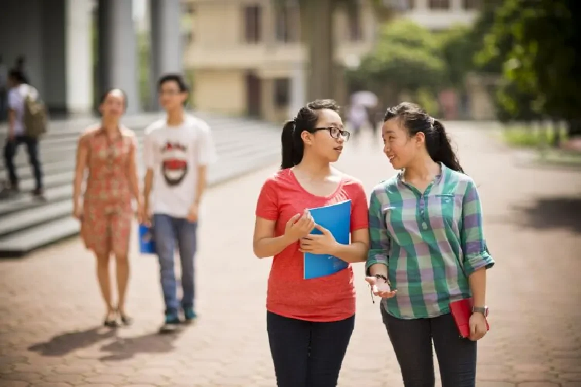 Hong Kong Permanent Residents vs Non-Permanent Residents: Complete Guide to Requirements, Family Reunion & Key Benefits
