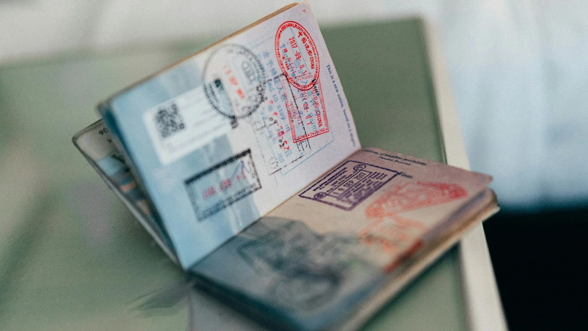 Hong Kong Work Visa 2026: New Online System, Processing Times and Common Refusals
