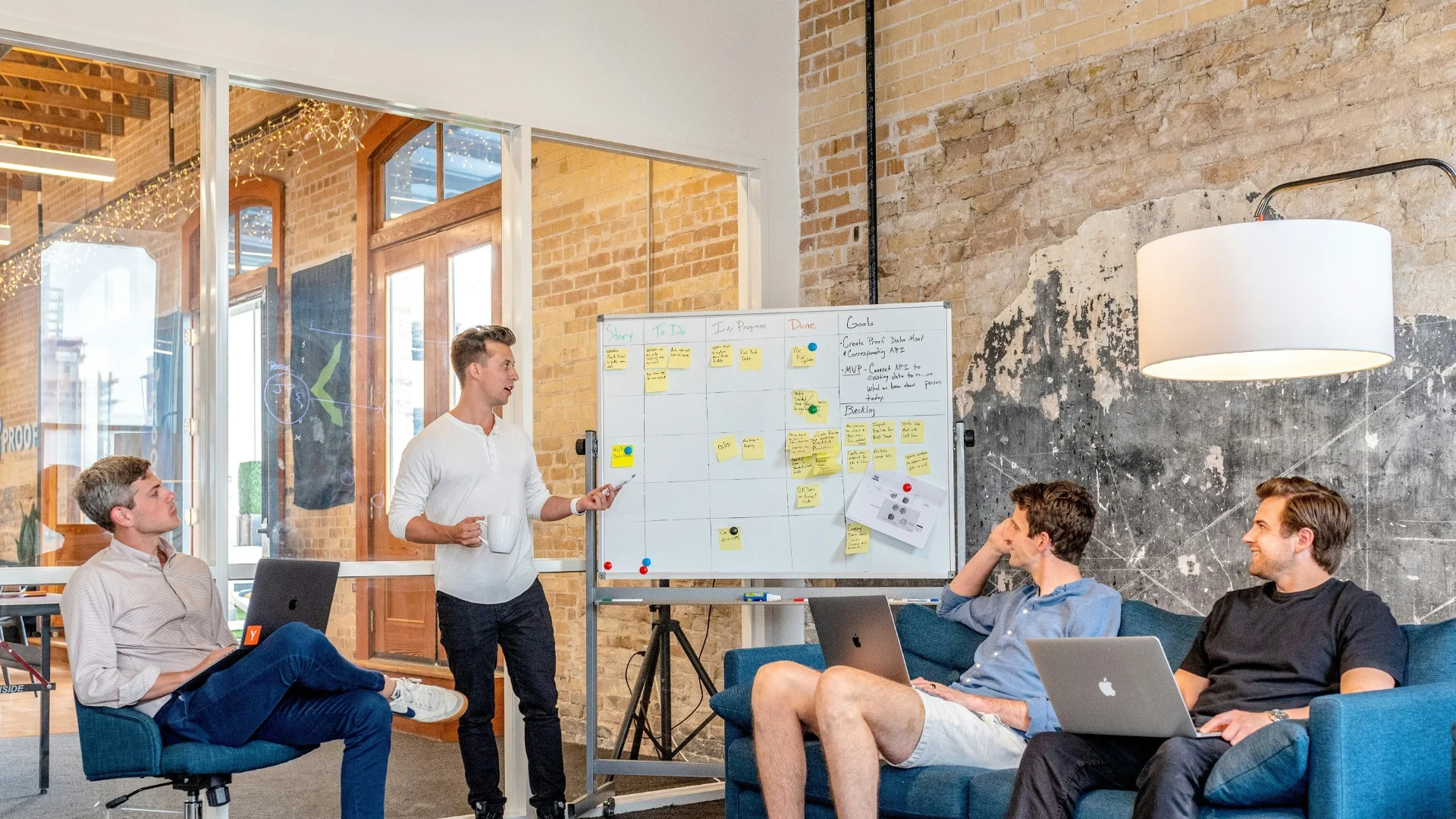 UK Startup Legal Checklist 2026: NDAs, Shareholder Agreements, IP and Contracts Done Right