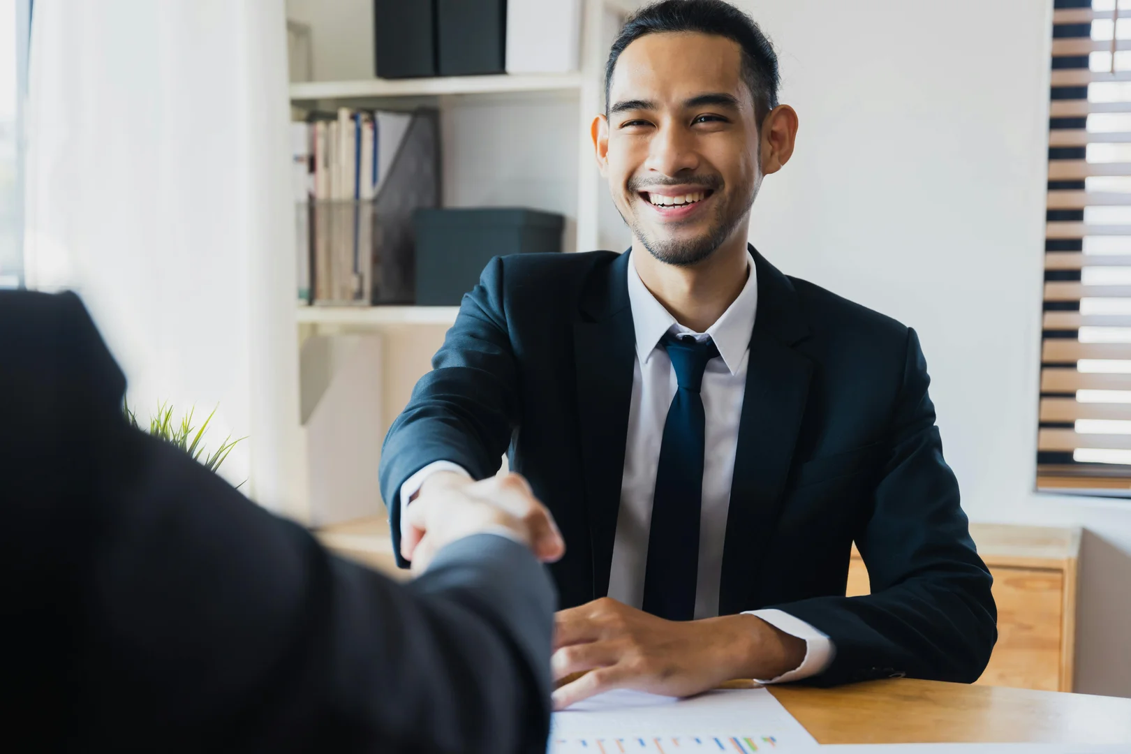 Employment Agreement for Junior / Mid-Level Staff (Simple Form)