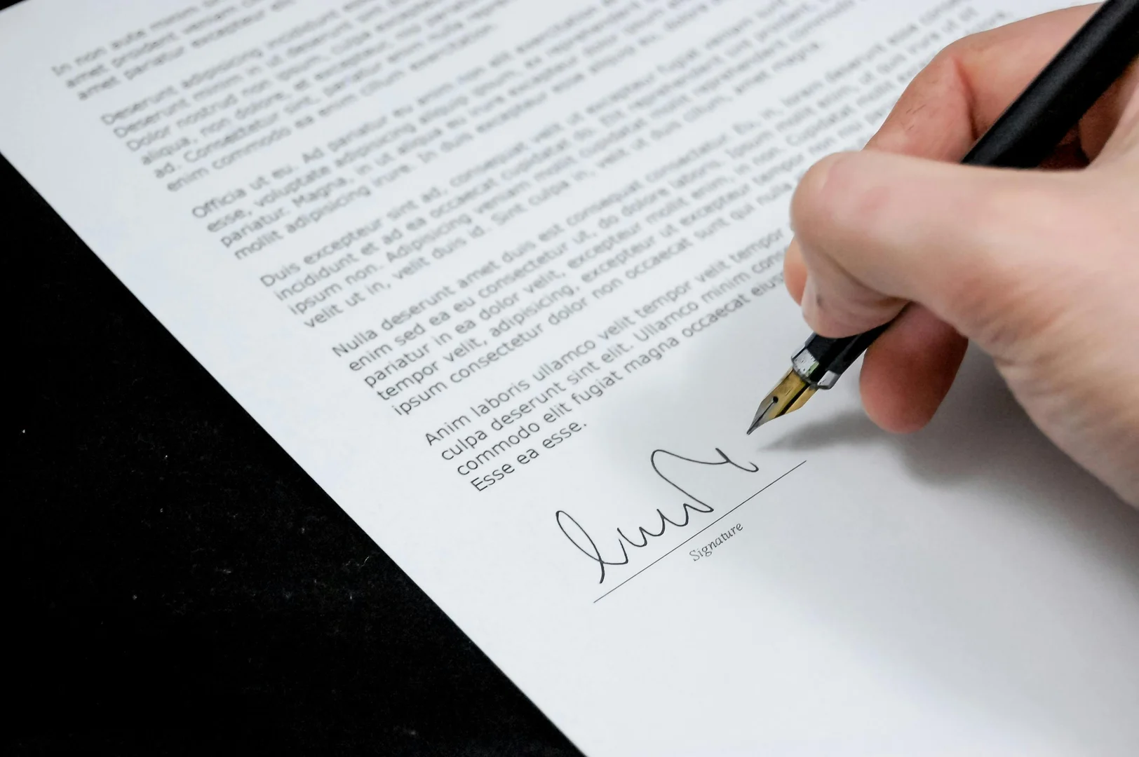 Does the employment contract need to be in writing?