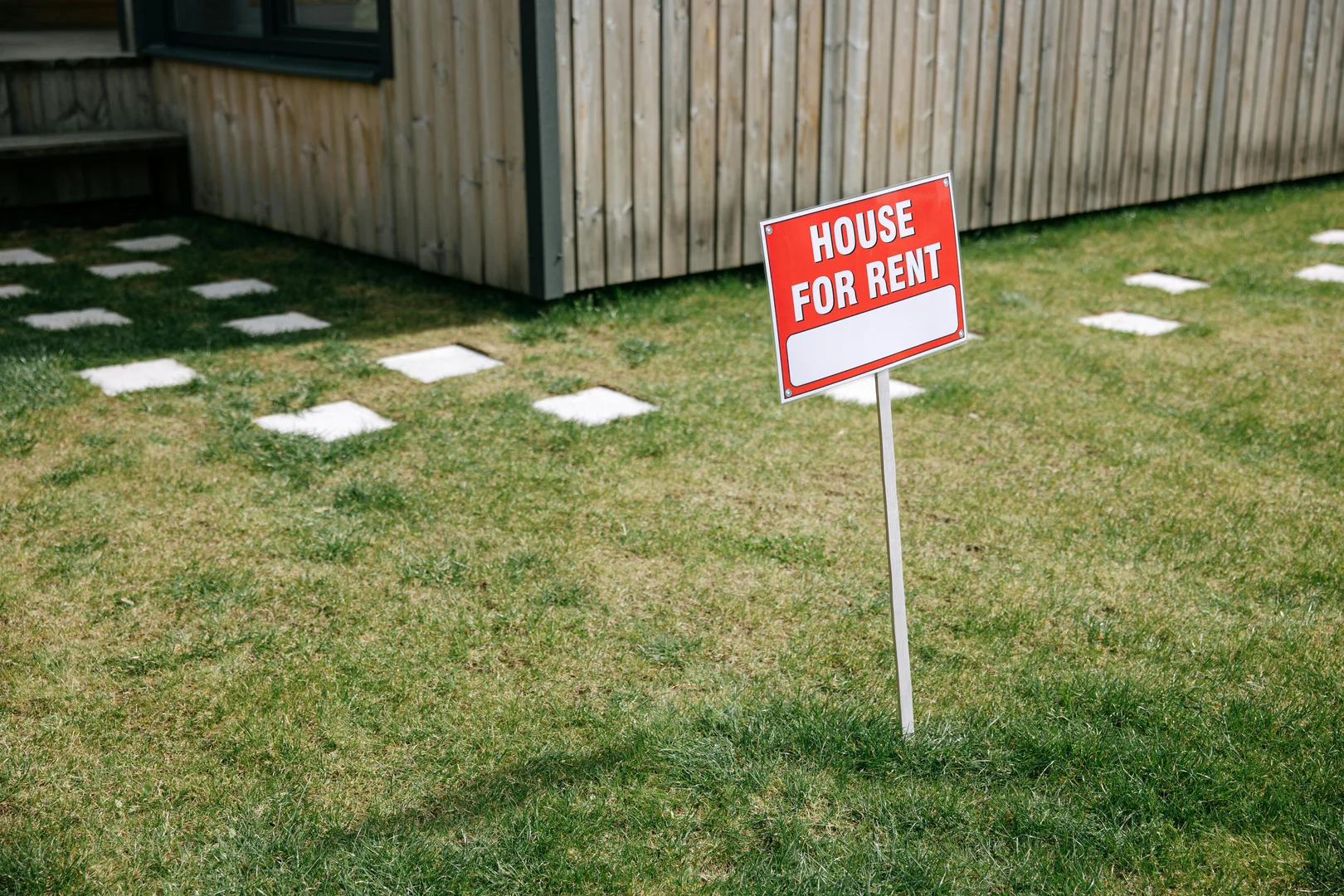 Can the landlord terminate a commercial lease?