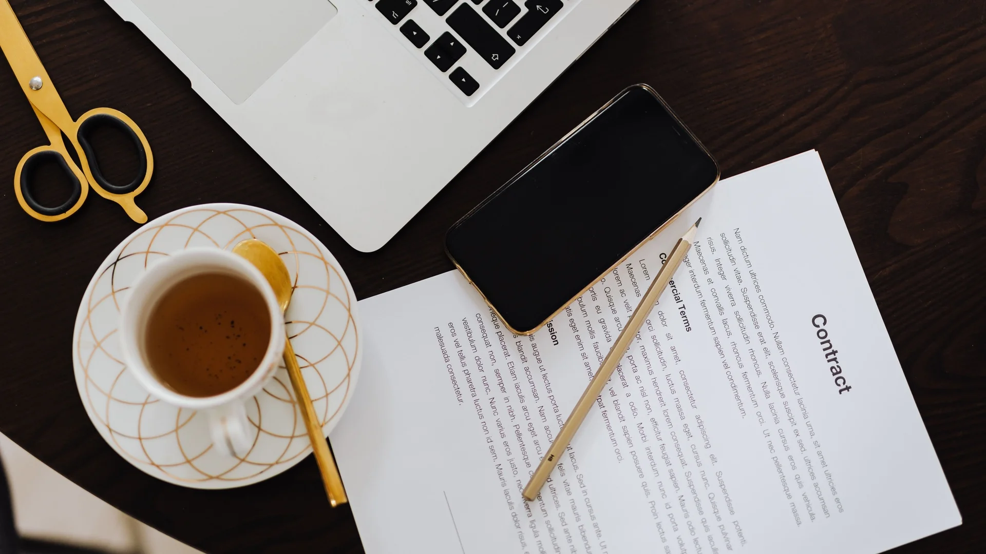 Generate an Employment Contract Online for the UK: Staying Compliant in 2026
