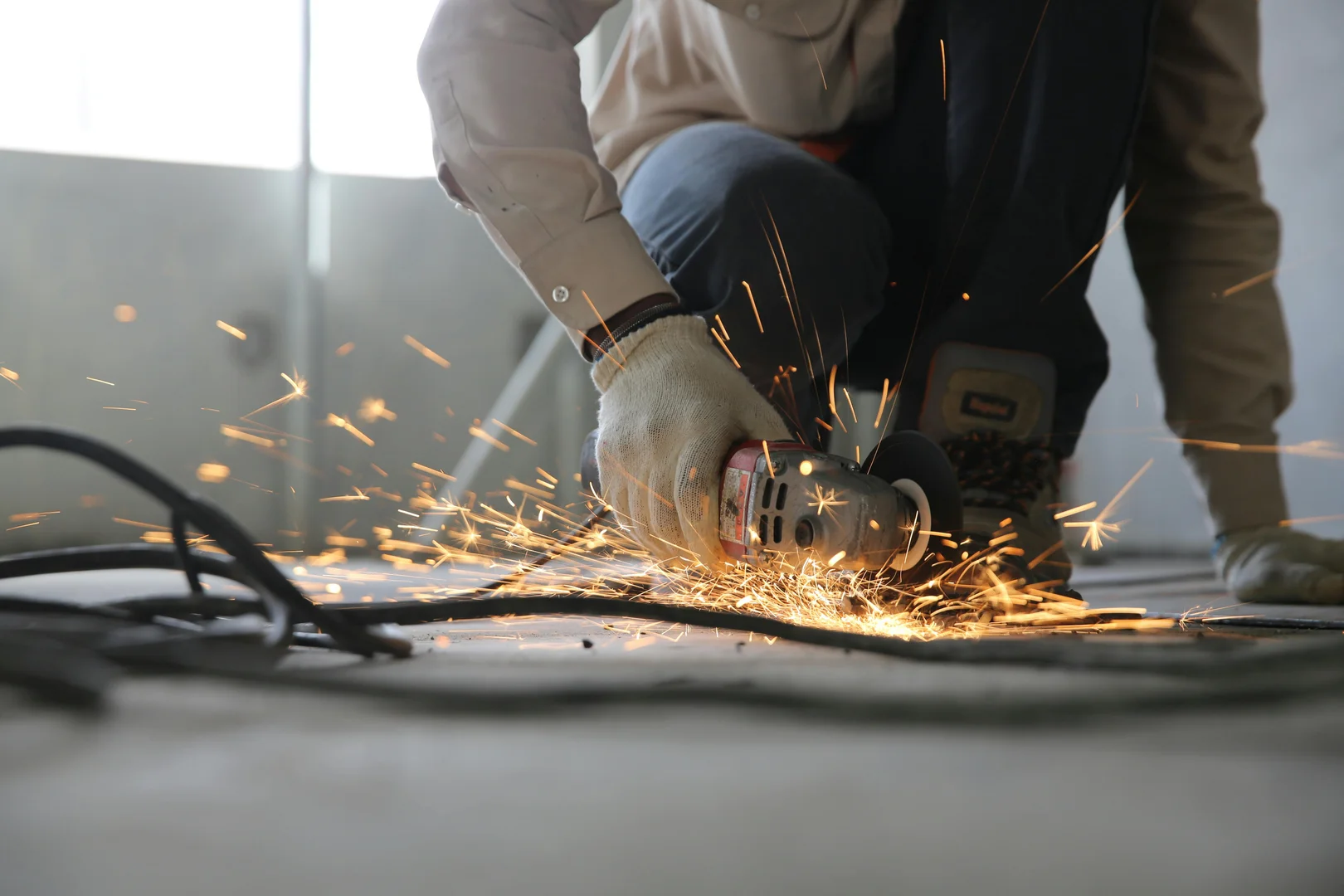 What is the minimum wage in the UK? Can I be exempted from paying my employees the minimum wage?